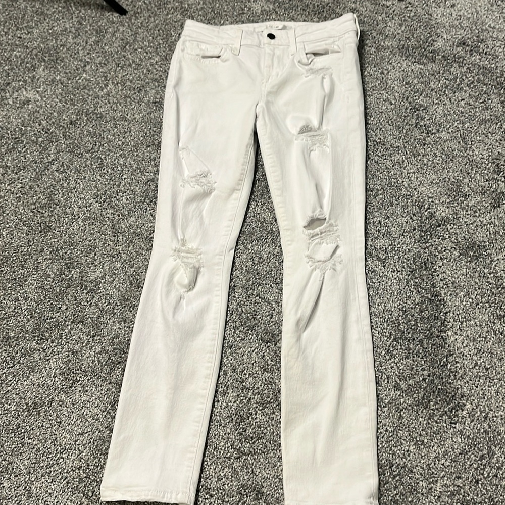 White low rise Joe’s jeans. Ankle skinny size 25 inseam 27